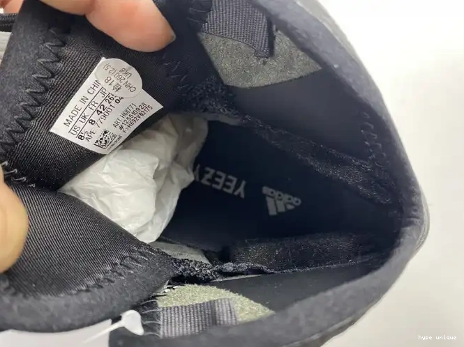 hype Barium Adidas Yeezy H68771 Quantum 0524
